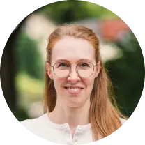 Portrait von Sina Vosberg, Leitung Webdesign bei cw.marketing in Leer, Ostfriesland